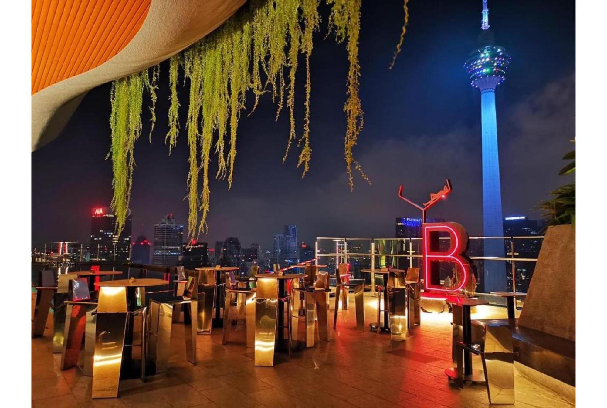 Ceylonz Suites Kl Tower View Bukit Bintang Kuala Lumpur Buitenkant foto
