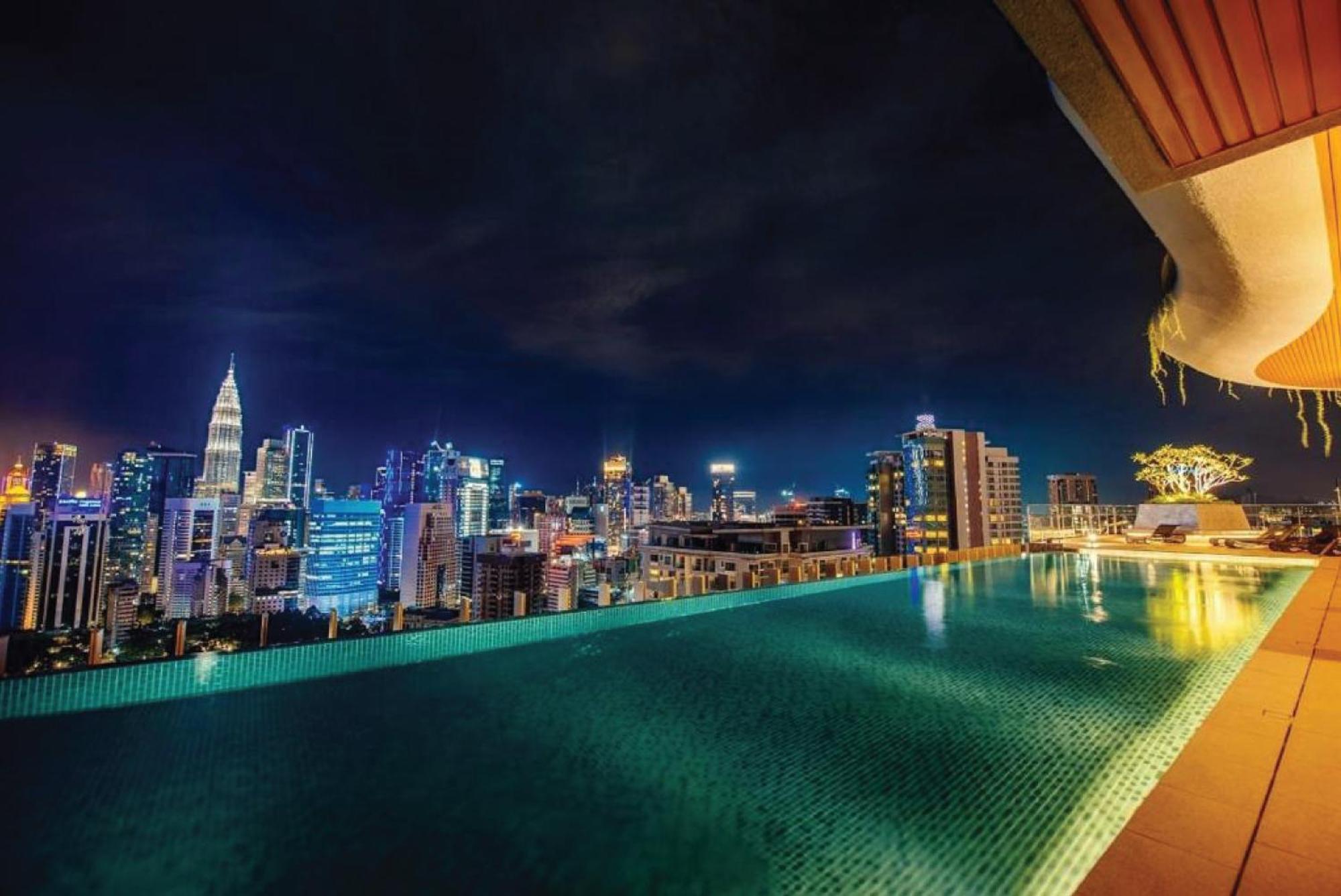 Ceylonz Suites Kl Tower View Bukit Bintang Kuala Lumpur Buitenkant foto
