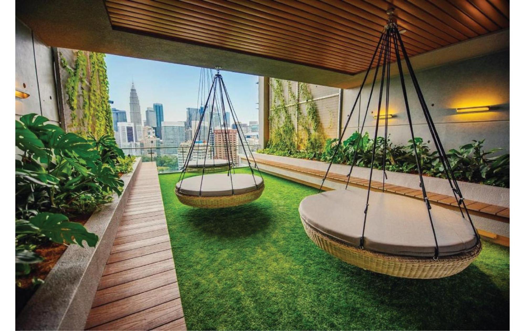 Ceylonz Suites Kl Tower View Bukit Bintang Kuala Lumpur Buitenkant foto