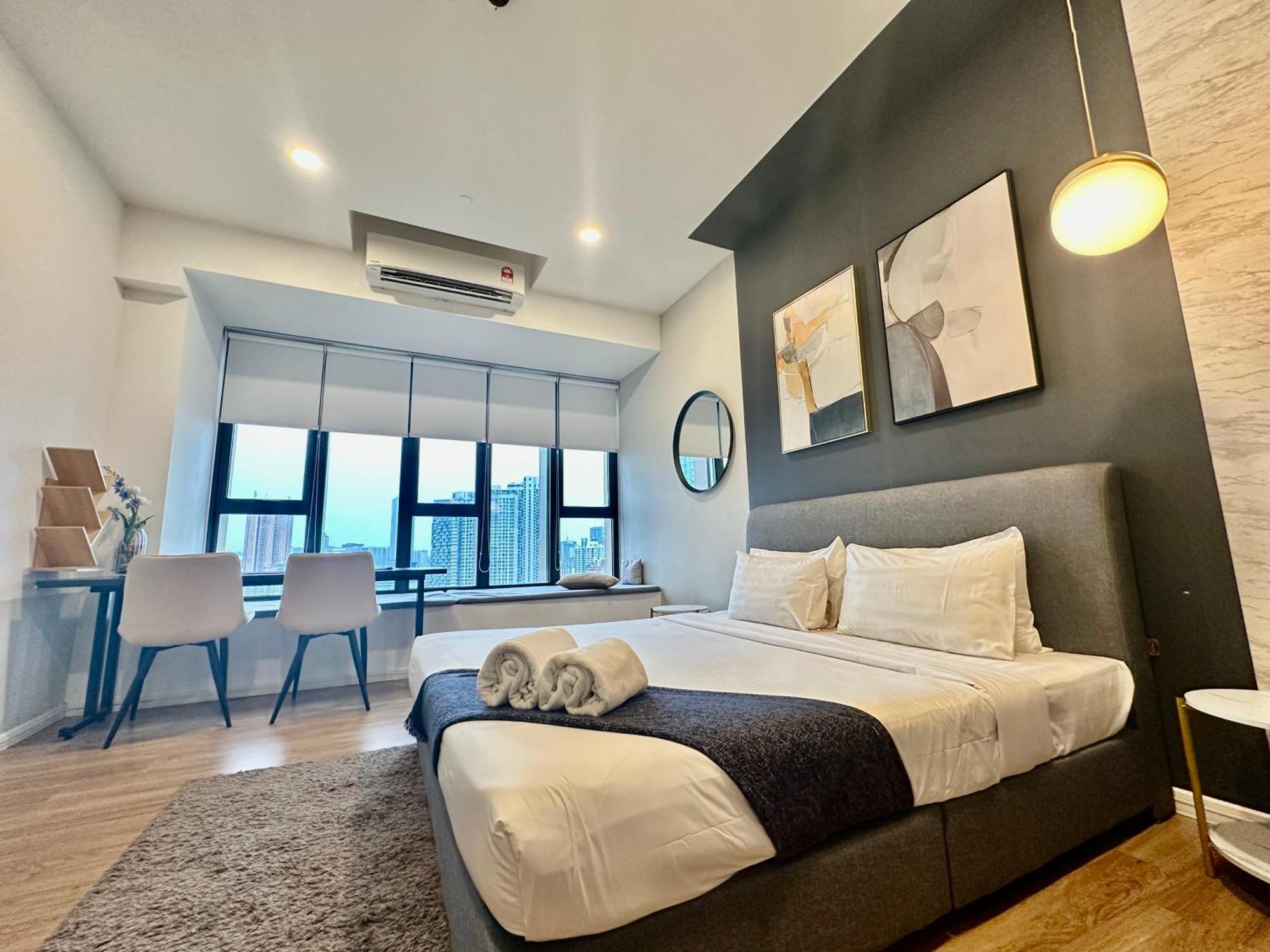 Ceylonz Suites Kl Tower View Bukit Bintang Kuala Lumpur Buitenkant foto